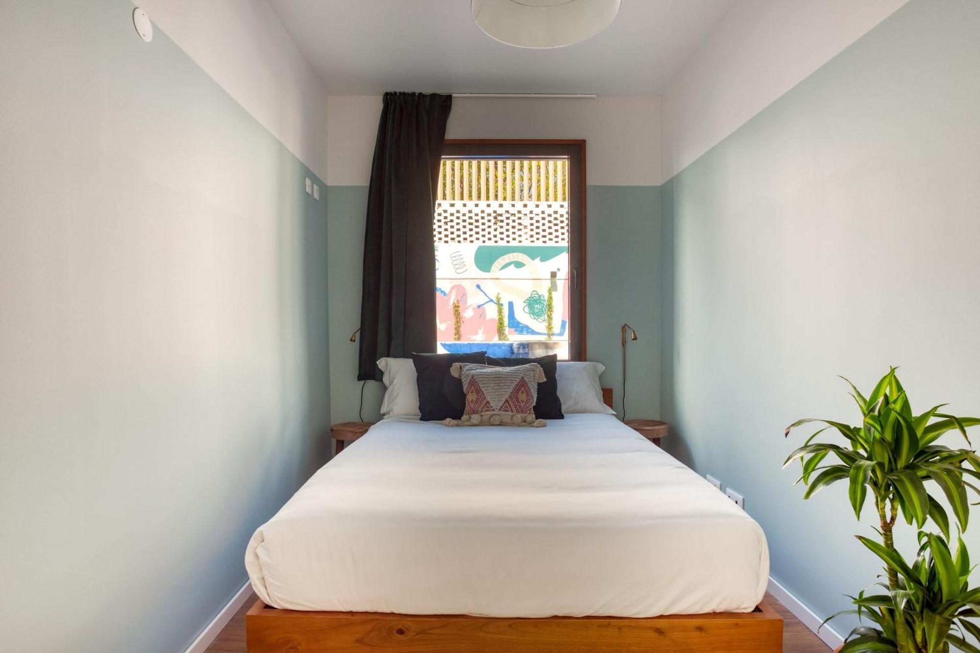 Compact Room Double Bed